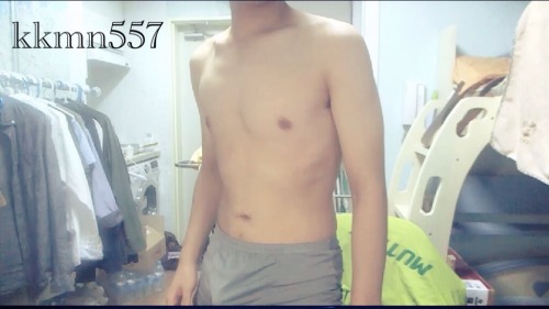 private-icon: kkmn557: Do you wanna see full version of his hard cock? 500 likes for more 역시 한국남자 