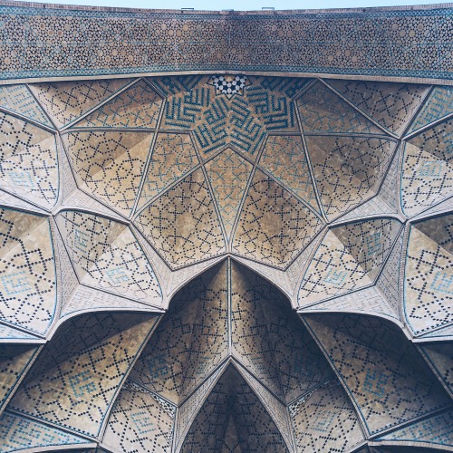 comeseeiran: The Ceilings of Isfahan By Ramin Khatibi