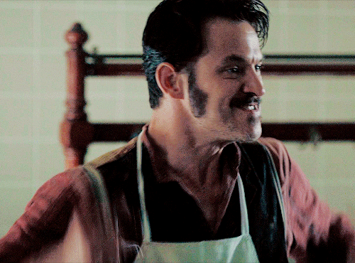 Adam Rothenberg As Captain Homer JacksonRIPPER STREET S01E08