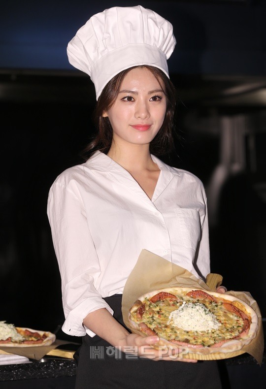 korean-dreams-girls:  Nana (After School) - Mad for Garlic Event Pics