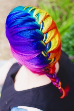 dexbonus:  ivy-and-twine:  Rainbow Hair Porn