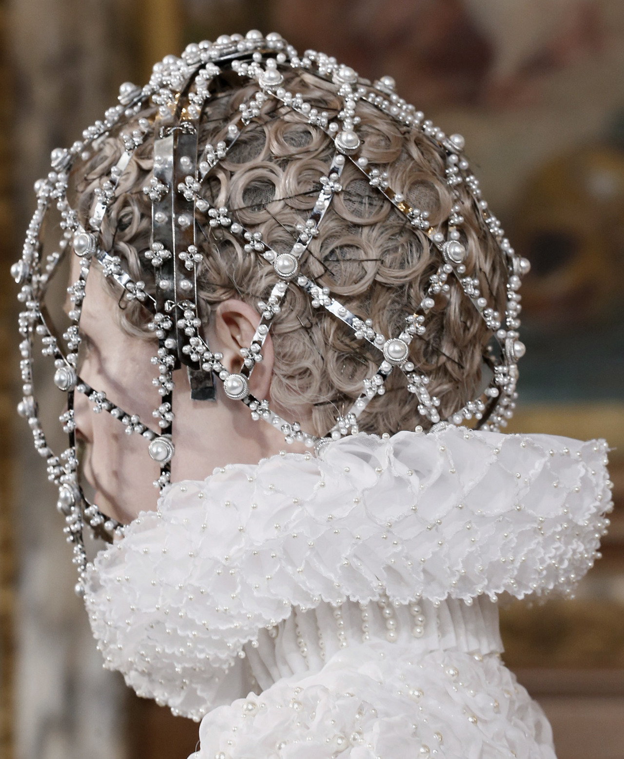 lavandula:  alexander mcqueen autumn/winter 2013-2014 