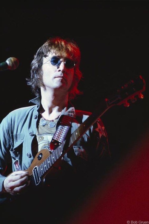 phenomia: John Lennon