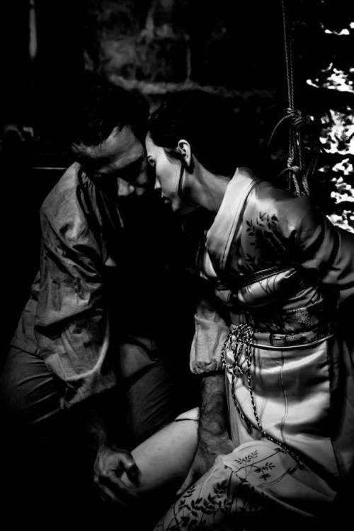 misungui:  Rope : PhilipAnn Model : Misungui MUAH : Tatiana Tereshenco Musique : Fabien Zarka Photos : Cedric Von Düron