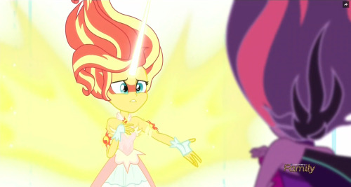 alexanderkrizak:  Okay, for the sake of comparison, here are Sunset Shimmer and Twilight Sparkle at 