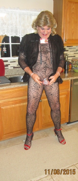 masterfrankharemslaves:  dana is a cock sucking sissy fag. Please contact her at dana4u61@yahoo.com.