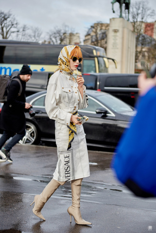 beforeeesunrise: Paris Fashion Week FW19 Woman Photo by YuYang