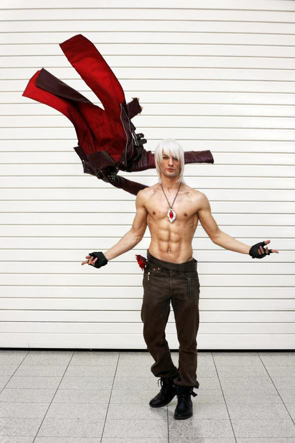   Leon Chiro as Dante - Devil May Cry 3