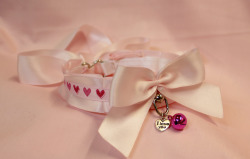 take-this-time:  kittensplaypenshop:  Starting to make Valentine’s day themed collars. :3 Comes with the bell and the “I love you” charm &lt;3  These are beautiful!!