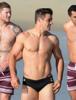 rugbyplayerandfan:  bizarrecelebnudes:  Cooper