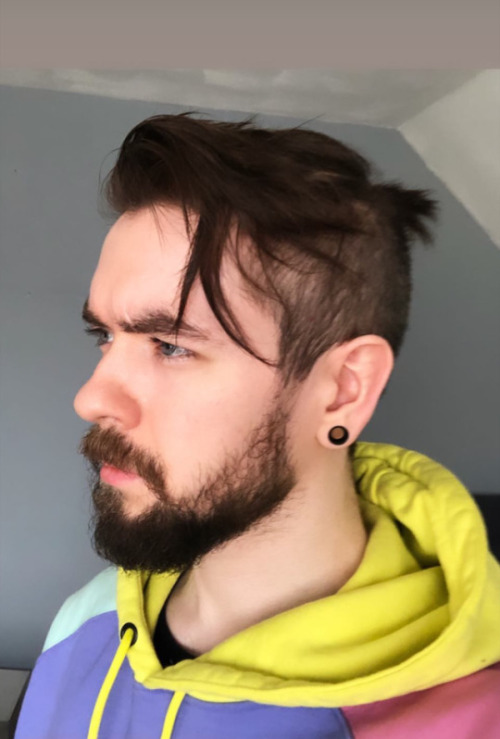 Pics Of Sean That Are A Look Man Bun Edition :) 