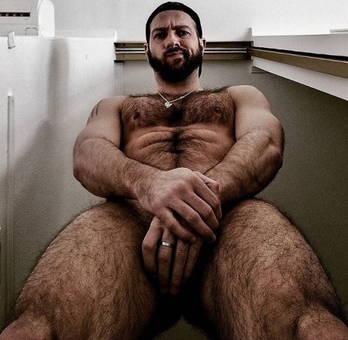 touch-my-beard:  Http://touch-my-beard.tumblr.com