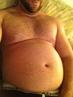 bigdudesarehot:  Just lying down, takin it