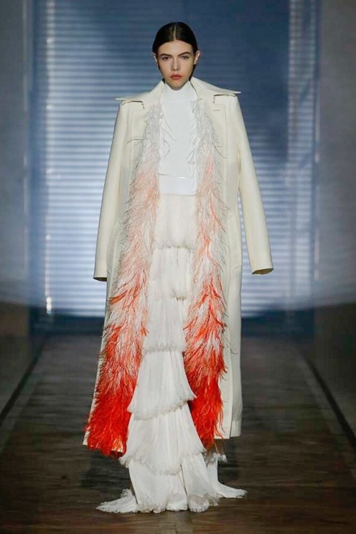 roofbeams:givenchy spring 2018 couture porn pictures