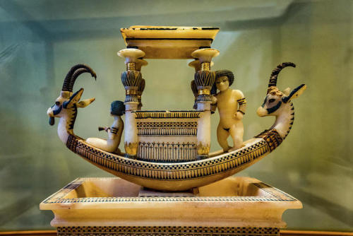 egypt-museum:Basin with a Boat from the Tomb of TutankhamunIt is considered one of the most beautifu