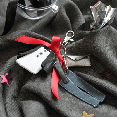 DIY Mini Fashion Outfit Keychain Tutorial from Style Reload by Virginie Peny here. I added the botto