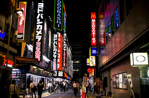 Porn photo inefekt69:   	Shinjuku Neon by inefekt69