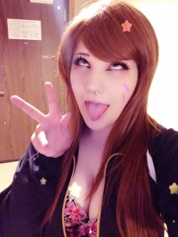 renloli:  I’m stupid and did ahegao as D.Va