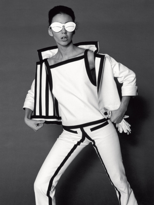 joeinct:Fashion by Courreges, Photo by F.