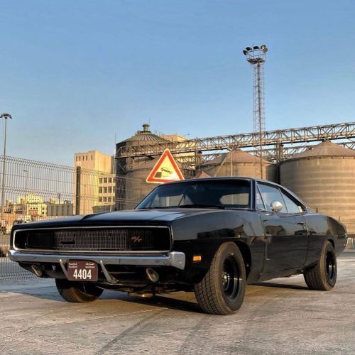 What year is that Charger R/T owned by @revhead440 ?? Comment down below  #musclecarspictures #v8 #c