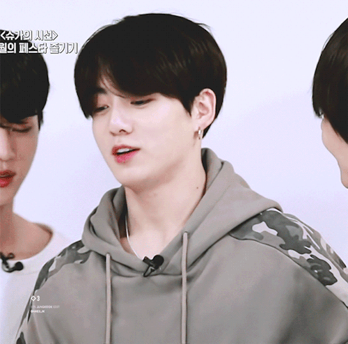 Jungkook Gif