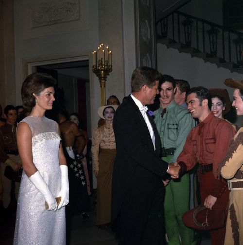 archivesfoundation:Happy 87th birthday to First Lady Jackie Kennedy! During her time in the White 