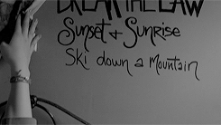 folkstellar:  Our life is a series of moments. Let them all go. Moments.  