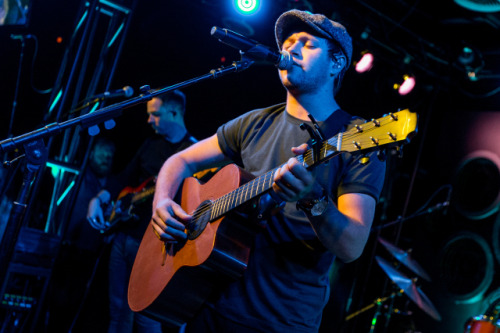 dailyniall:Niall Horan in the SoCal Honda Sound Stage at AMP Radio