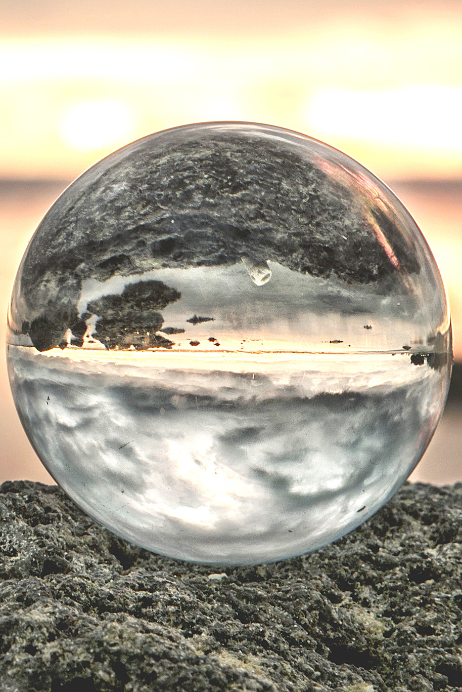 lmmortalgod:  Nothing is as it seems.. by elena pardini