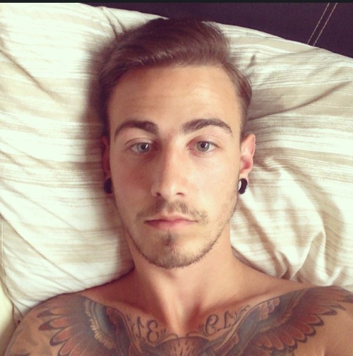 XXX davidsbrother:  Been in bed all day. photo