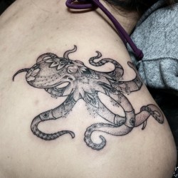 fuckyeahtattoos:  Khang Vo | Anvil Tattoo