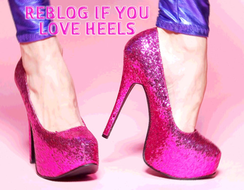 stpsap77: curioussmp: tinasissygirl:  I do!!!! Love my heels!!!!