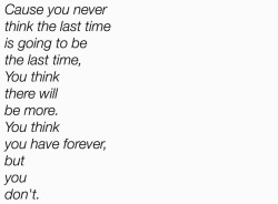 I’m Drowning In An Ocean Of Thoughts