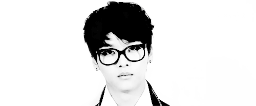 calabozos:  gr8u: b&amp;w ver.  oh my god leo and hyuk look so handsome