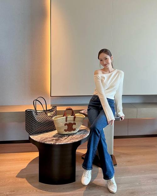 jessica.syj: Check out the @vestiaireco app for authentic preloved luxury finds & shop my upcomi