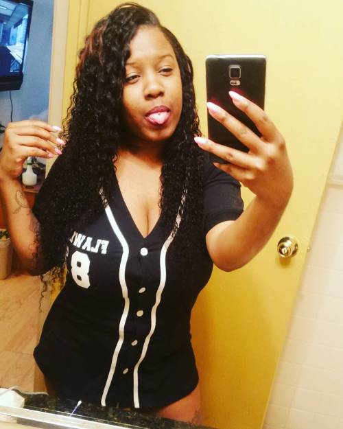 WCE 😍😍😍😘💙💚 she is my strength nd my weakness. i love you babe 😁😁😜