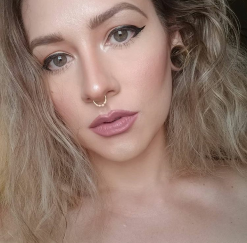 stripclublockerroom:www.instagram.com/ladypondd/