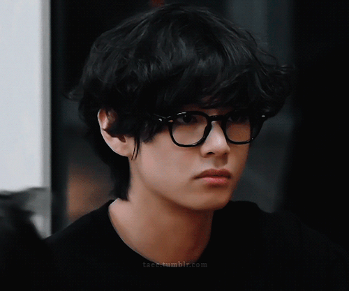 Taetae In Glasses