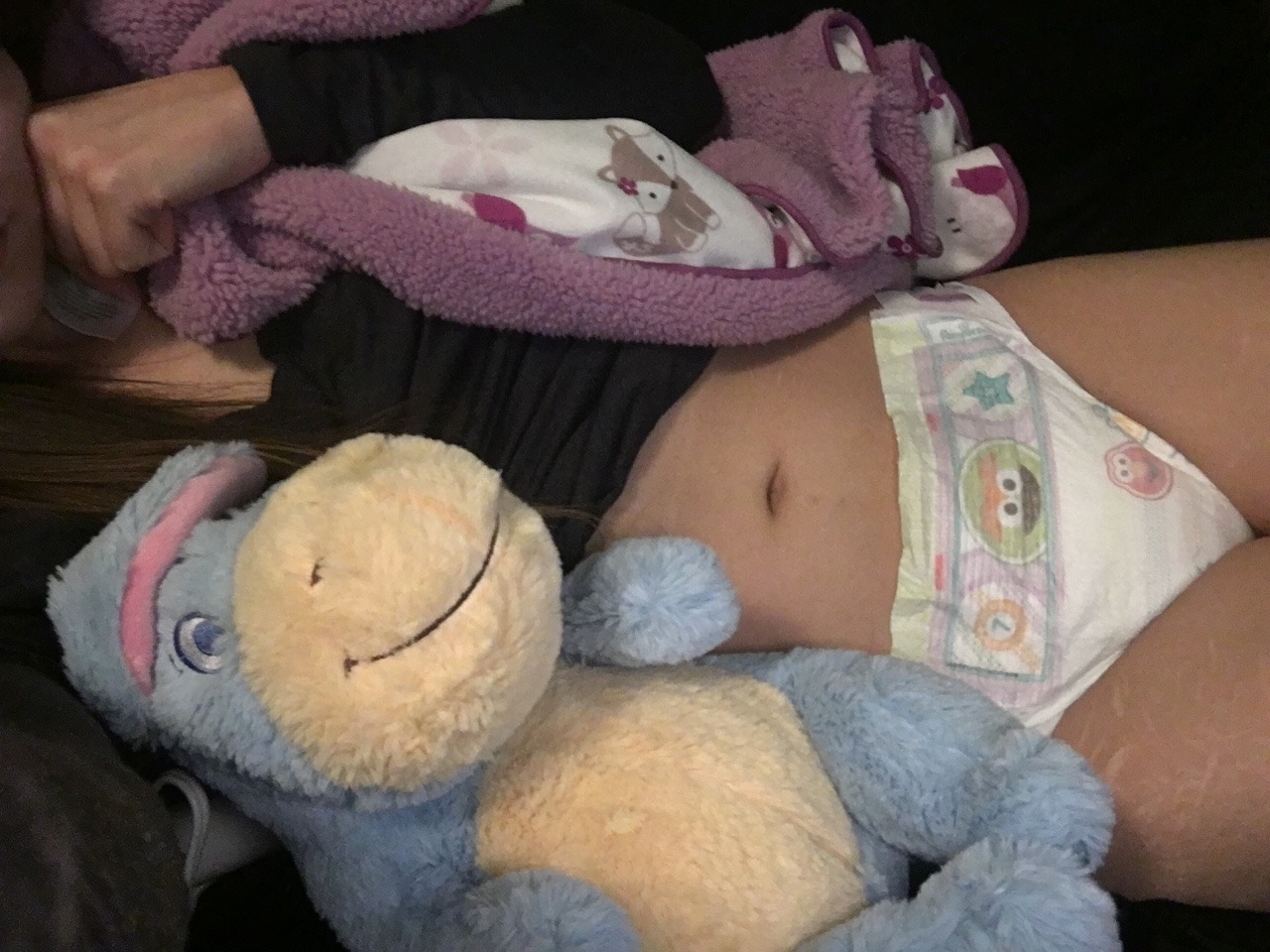 brown-bambi-eyes:Just a little baby avoiding responsibilities 