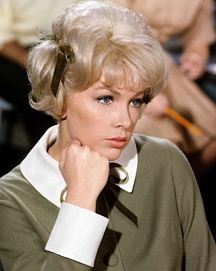 Farewell to Stella Stevens (October 1, 1938 – February 17, 2023)