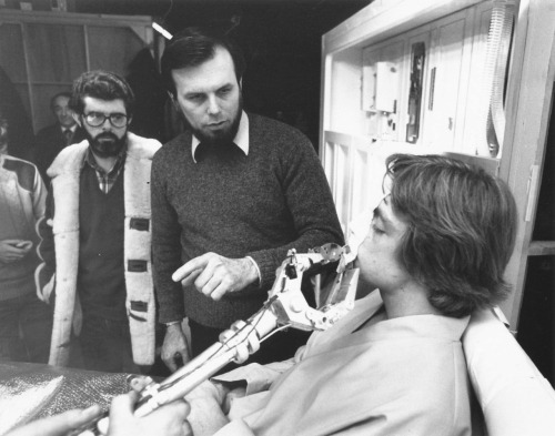 Irvin Kershner, Gary Kurtz and Mark Hamill on the set of Empire Strikes Back @retrostarwarsstrikesba