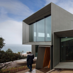 fairhaven beach house, victoria/john warble