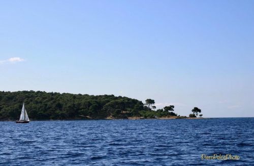 Il vento mi porta lontano ⛵️❤️☮️ #pieropelosphoto #canon #salvore #savudrija #istria #adriaticsea #v