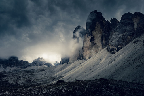 escapekit: Südtirol German photographer Andreas Levers shares landscape photos taken during a short trip to the Dolomites.  Escape Kit / Instagram / Twitter / Minuscule / Subscribe  