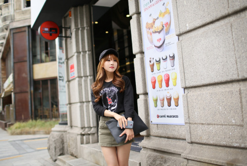 Kim Shin Yeong - September 23, 2014 Set