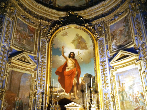 ~Christ is Risen!  Alleluia~(Photo © dramoor 2015, Chapel of the Holy Shroud, Turin, Italy)