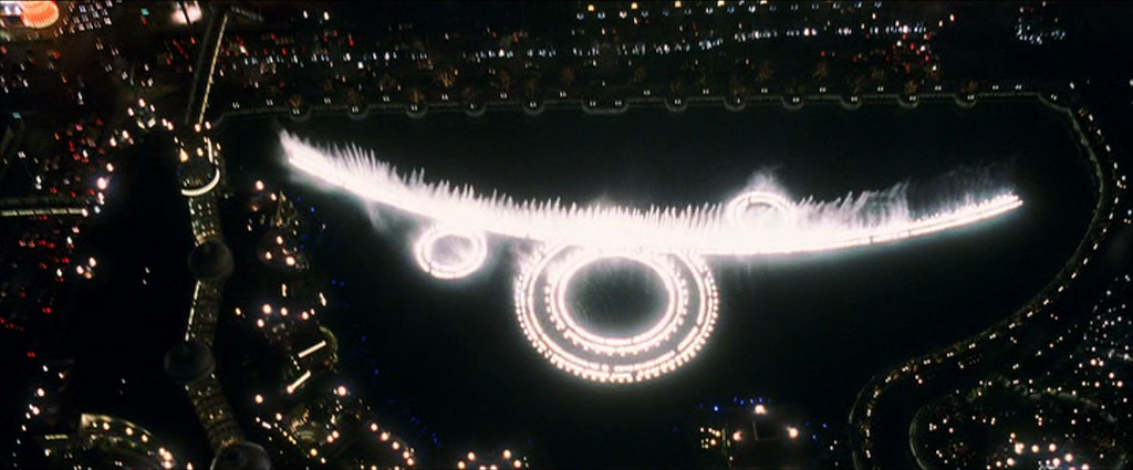 cinemaspam:  Frames without Faces Ocean’s Eleven (2001)Directed by Steven Soderbergh
