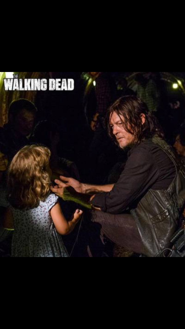 daryldixon-addicted:  Uncle Daryl 💕💕💕💕