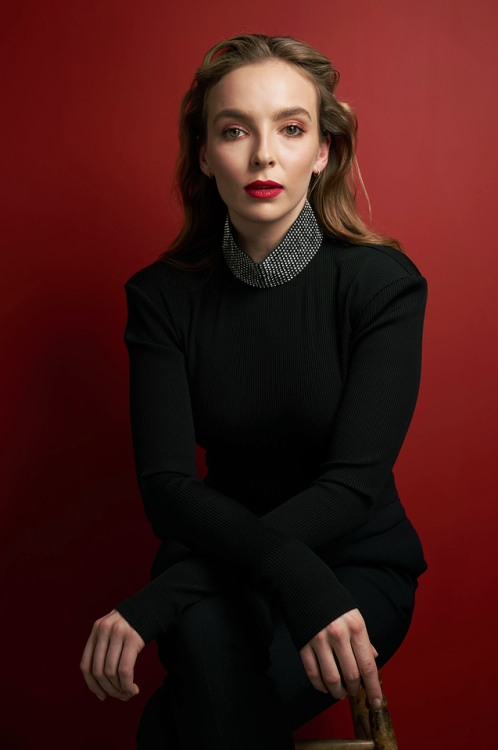 jodiecomersource: Jodie Comer of AMC’s ‘Killing Eve’ poses for a portrait during t