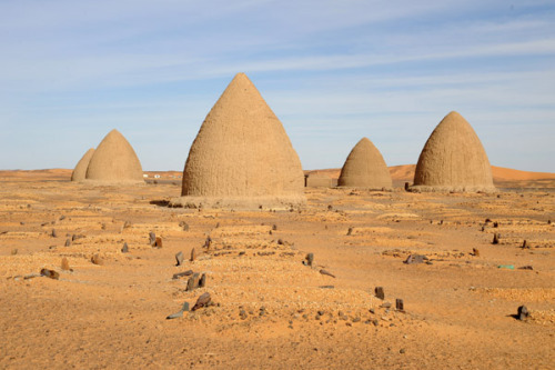 propaedeuticist:  Qubbas at Old Dongola 